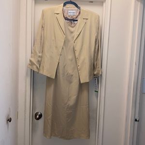 Danny & Nicole 2-piece shoulder-padded jacket and dress set size 10